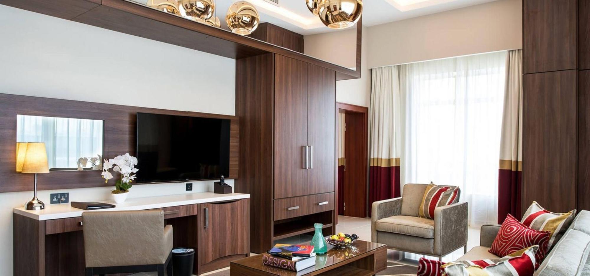 Room In Lodge - The Envoy Hotel And Suites Abuja Luaran gambar